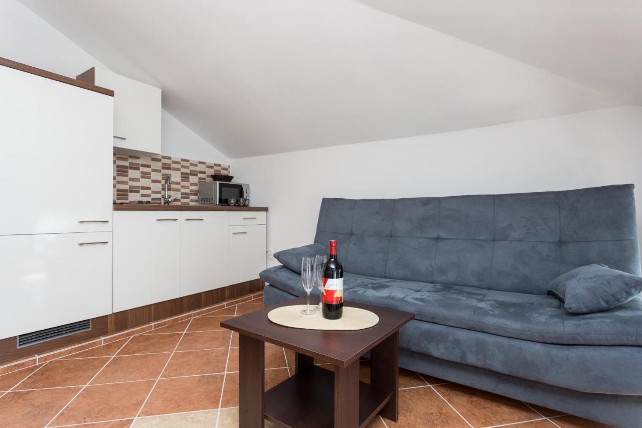 Apartmani Obala Baška Exterior foto
